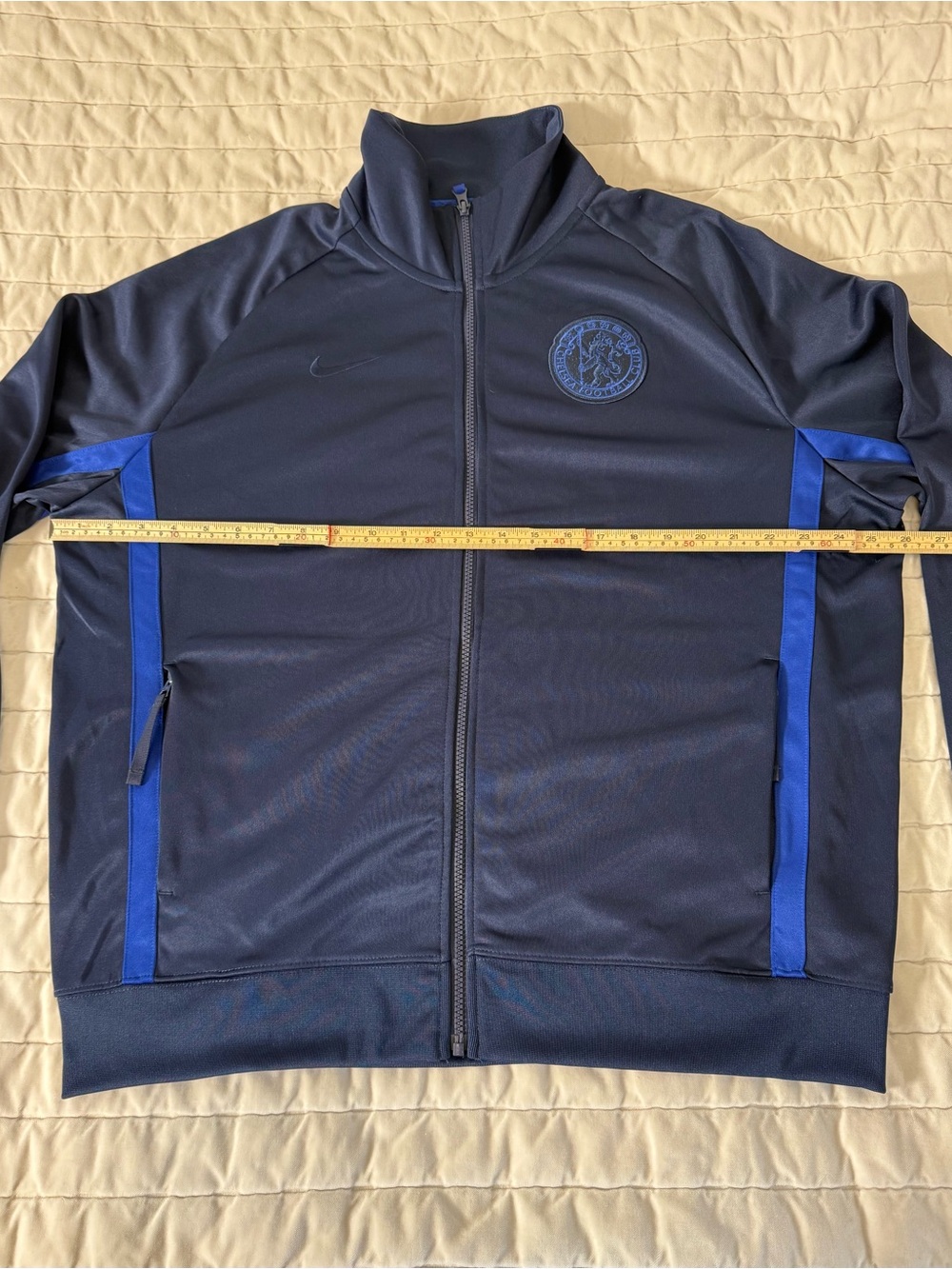 Nike Men’s Chelsea Football Club Blue Lightweight Full-Zip Jacket - Picture 5 of 12